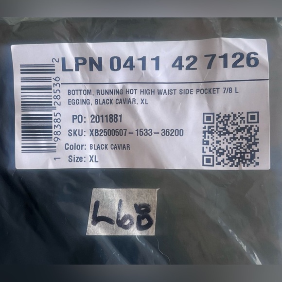 NWT,Savage x FentyRUNNING HOT 7/8 HIGH-WAIST SIDE POCKET LEGGING,Black caviar,XL - Picture 5 of 5